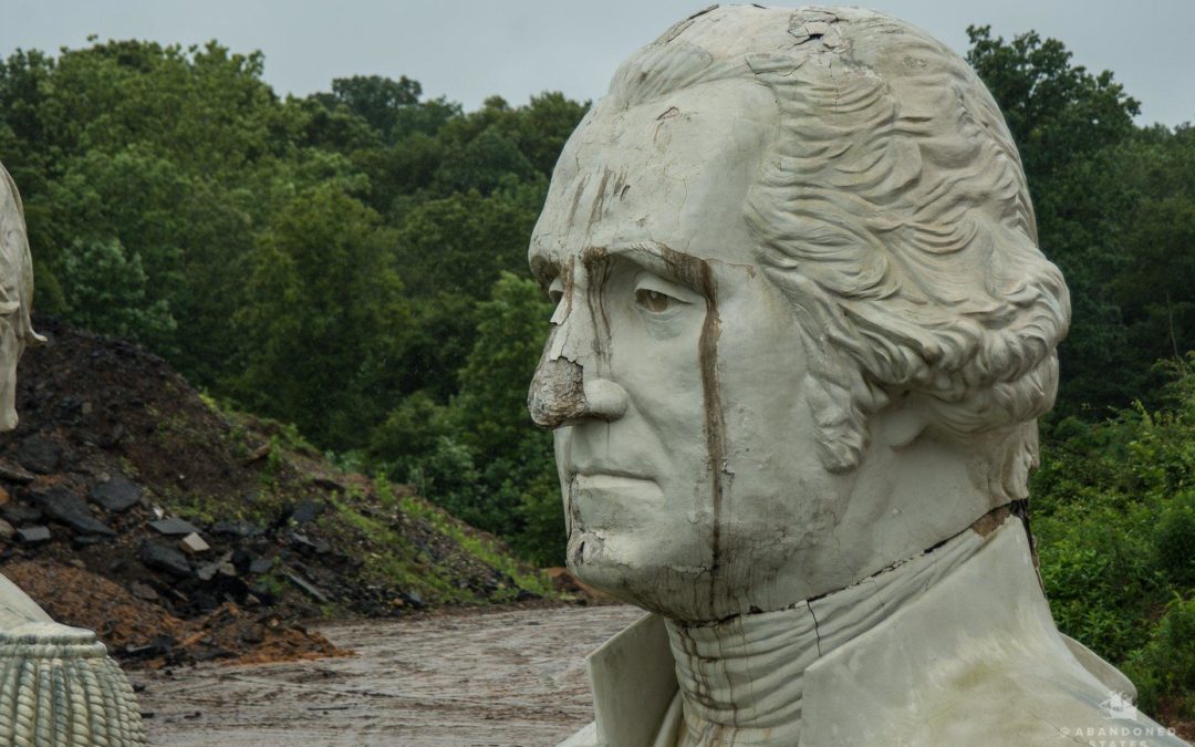 Huge bust of George Washington